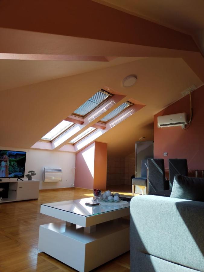 Loft Apartman Jagodina Eksteriør bilde